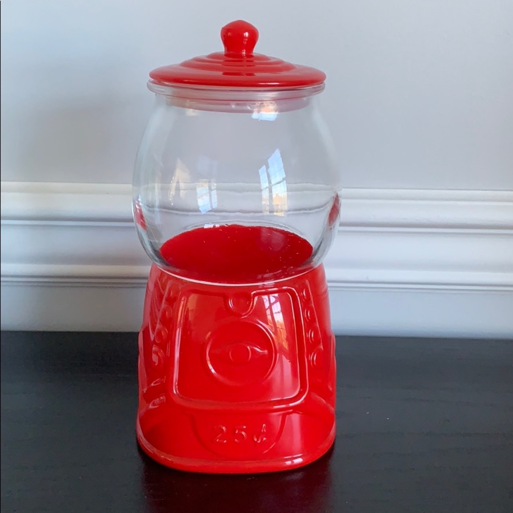 Target Bullseye’s playground gumball machine
